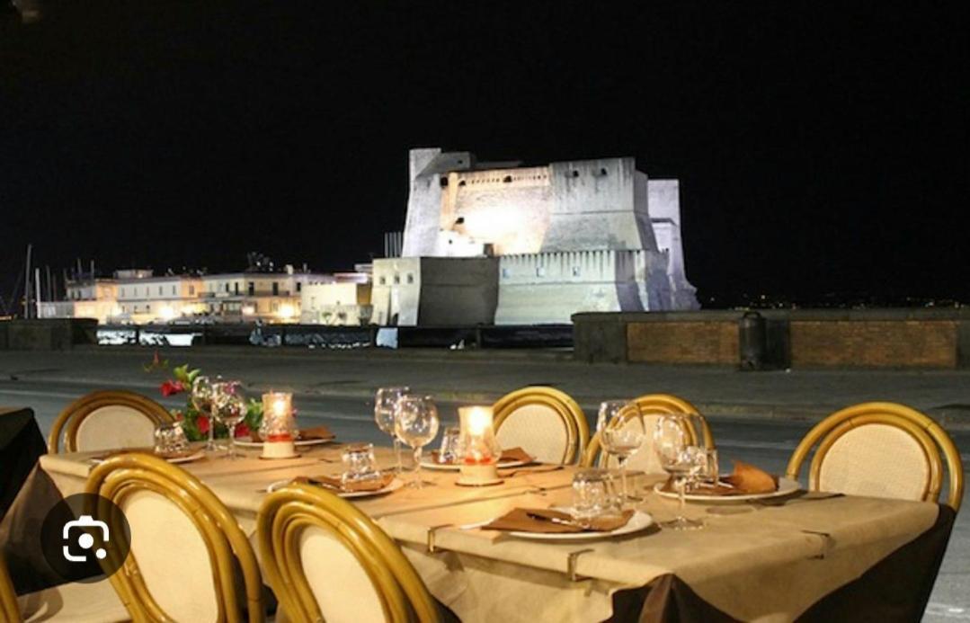 Hotel Domus Sirena Neapel Exterior foto